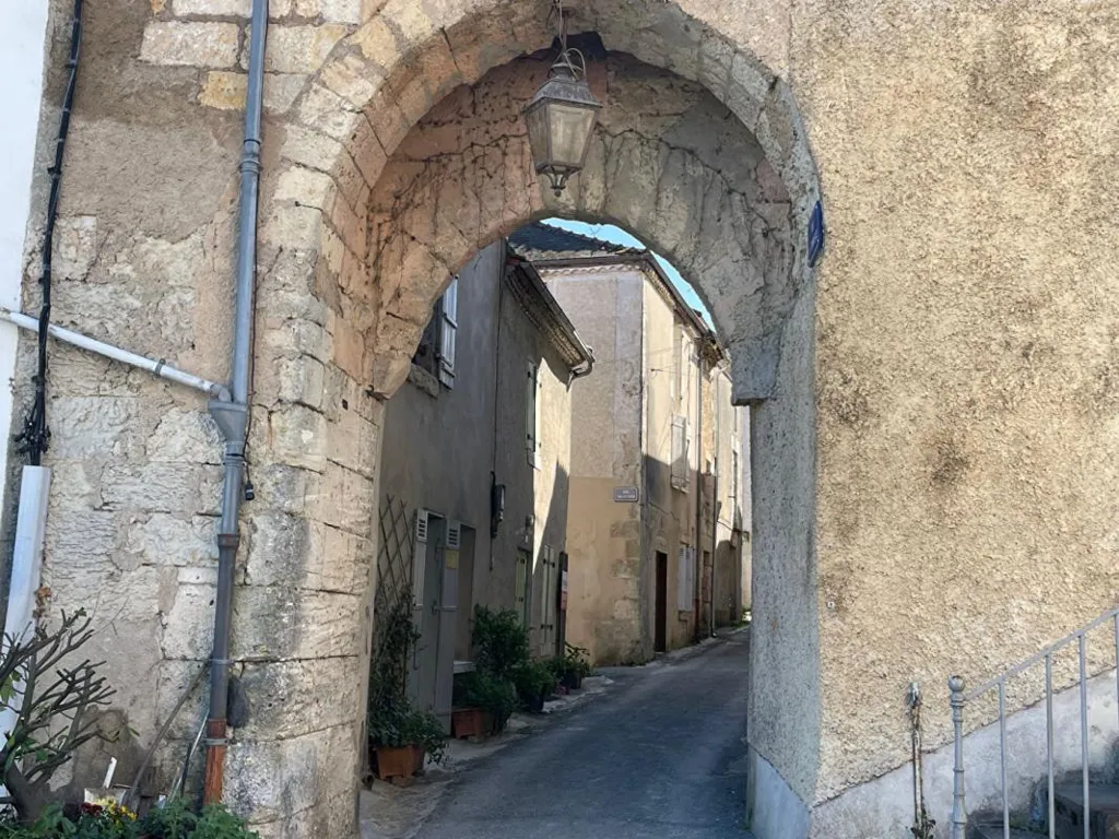 Jardin - Maison en Pierre au Cœur du Bourg d'Agonac