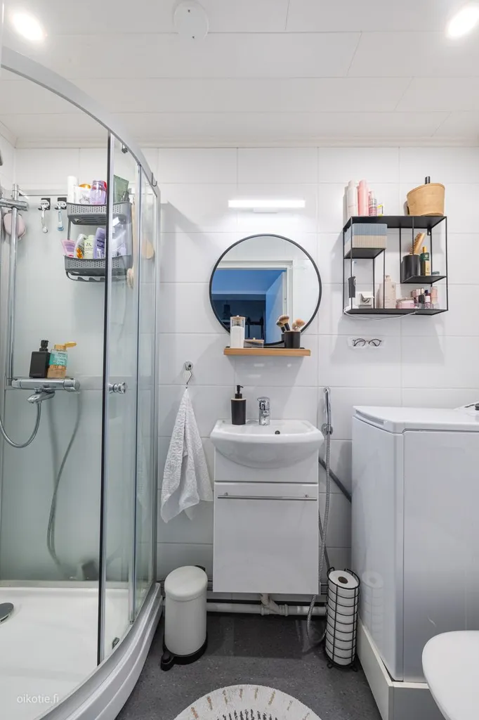 Bathrooms - Fully Renovated Flat with Balconies in Vaasa