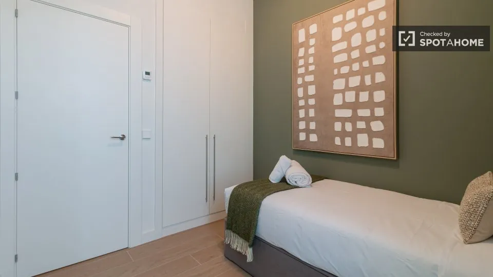 Bedrooms - Apartment with Terrace in Colina