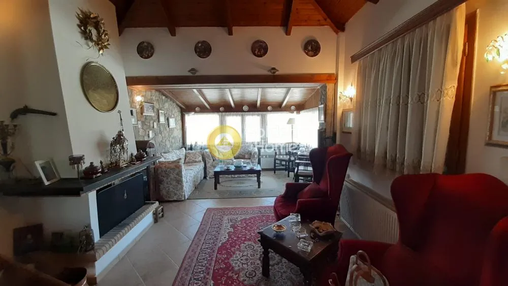 Elutuba - Maisonette with Garden in Arachova Livadi