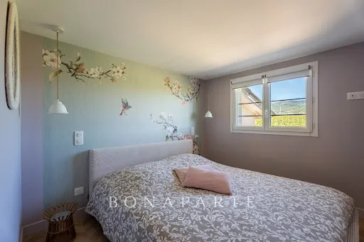 Maison 12 pièces à Belleville