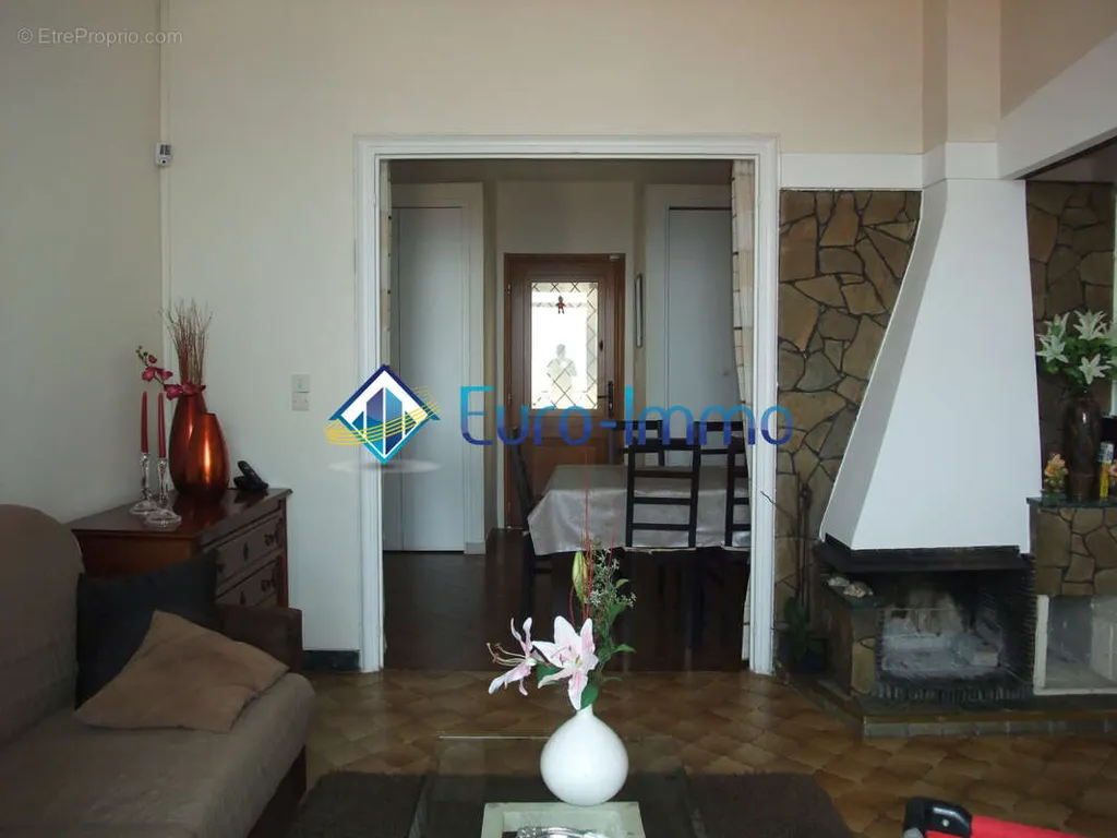 Living Room - Villa with Sea View in Beausoleil
