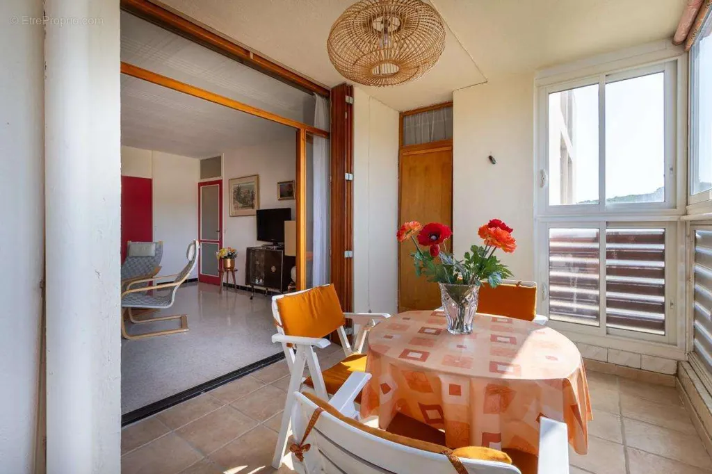 Sala da pranzo - 3-Bed Apartment with South-Facing View in La Valette-du-Var