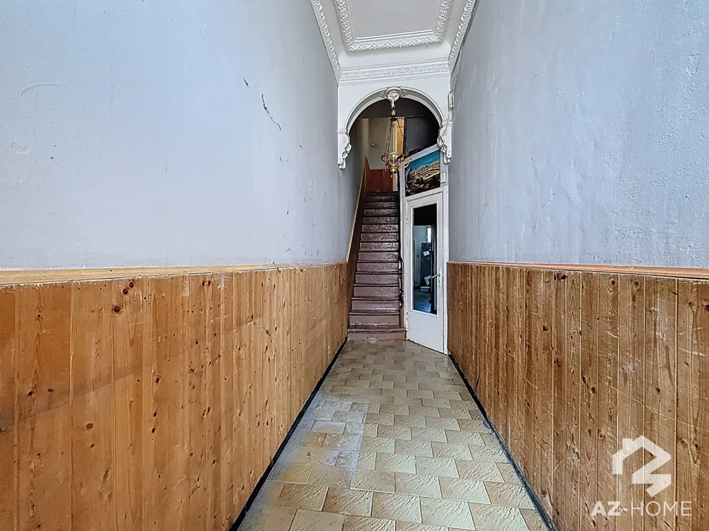 hallway_entrance