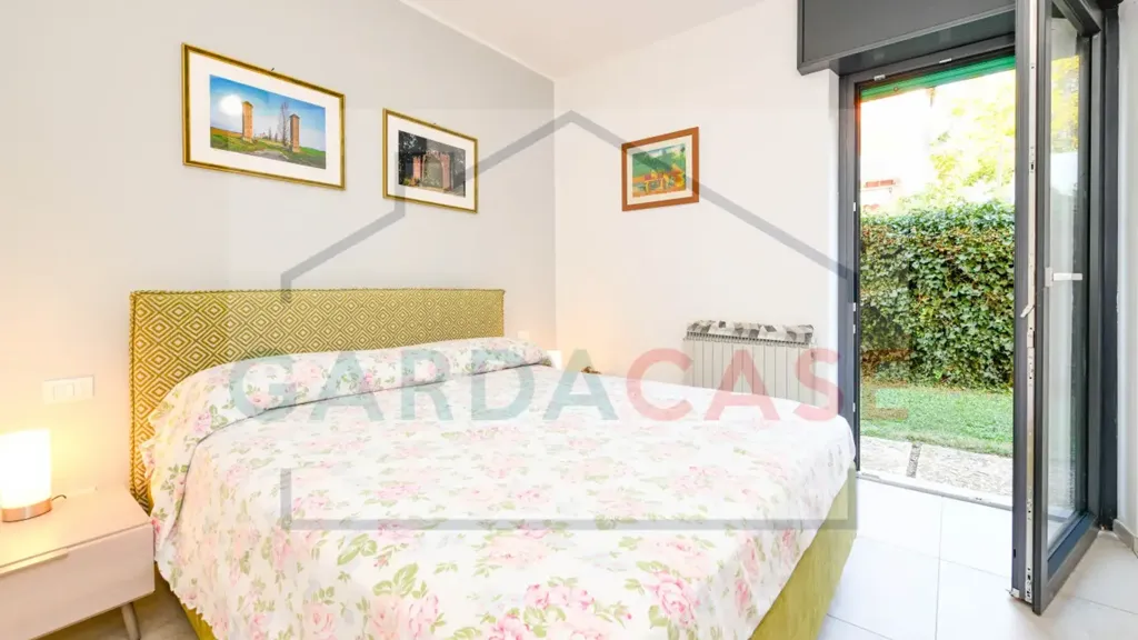 Magamistoad - Rustic Bilocale with Lake View in Sirmione