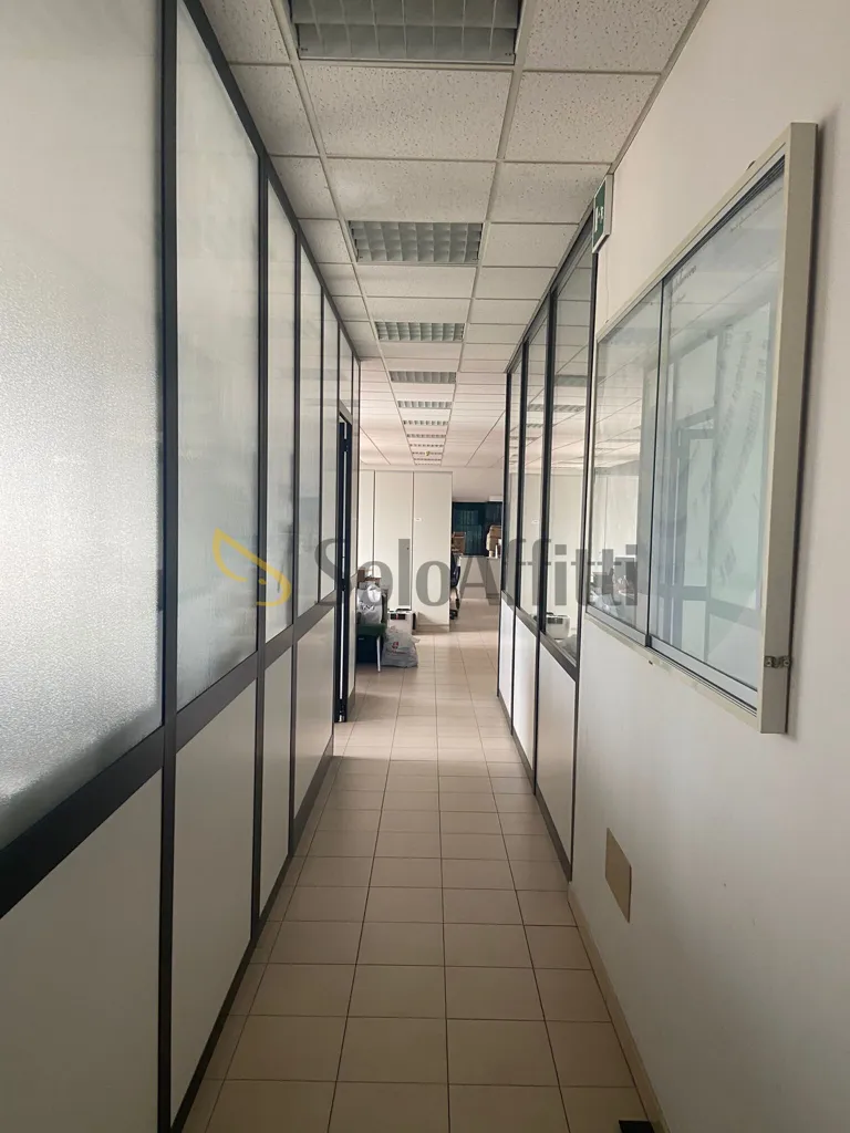 Kabinet - Office with High Visibility in Pescara