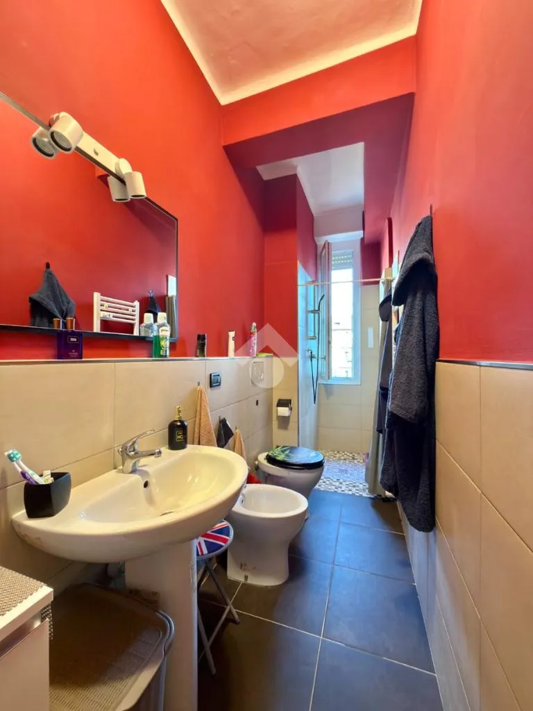Vannitoad - Fully Rented Flat with Balcony in Torino