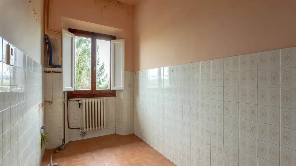 Salles de bain - Three-Bedroom Apartment with Garden in Signa