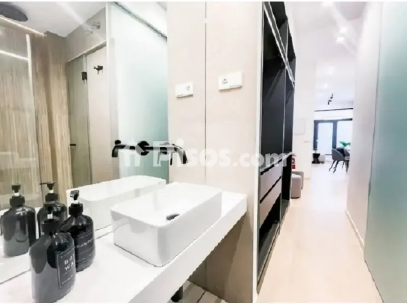 Salles de bain - Amueblé Flat with Balcony in Carrer Girona