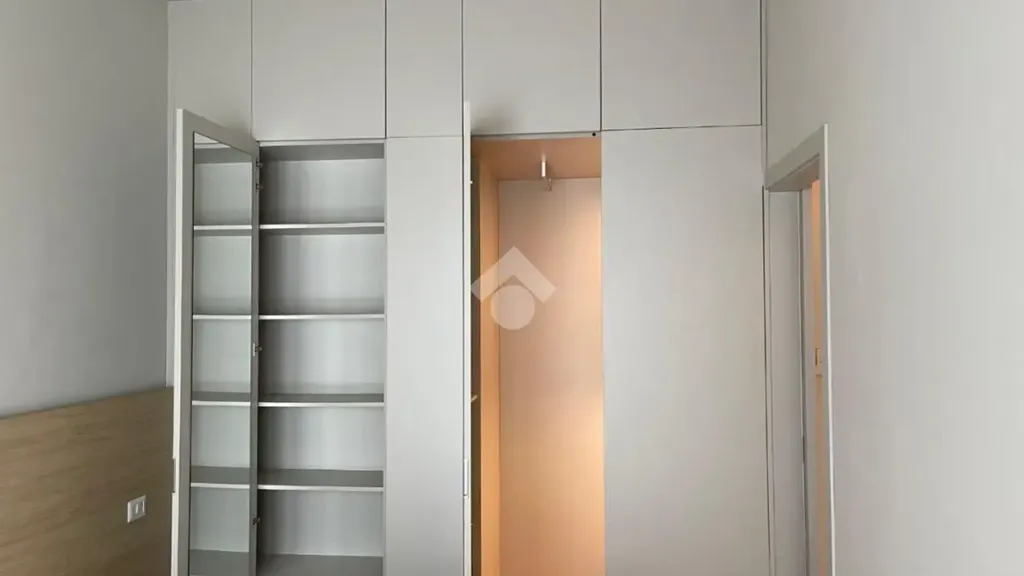 Stanze - Rearranged 2-Bedroom in Central Milan