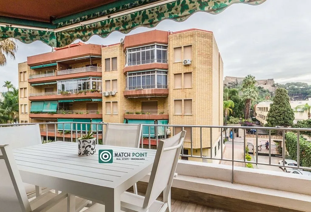 Rõdu - 2-Bed Flat with Pool on Avenida Europa, Almuñécar