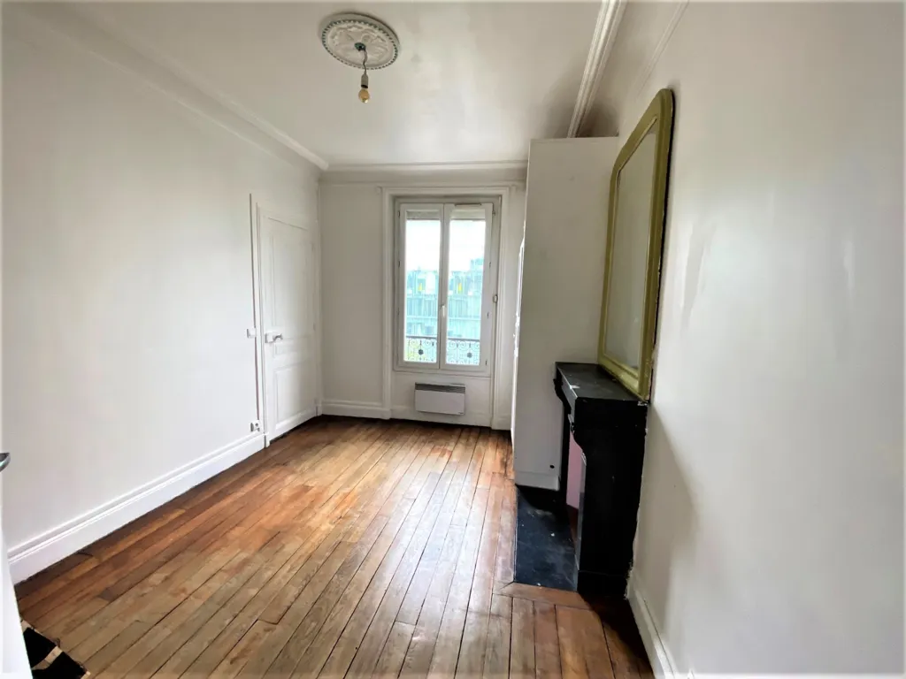 Pièces - Appartement 4 Pièces avec Triple Exposition au 19ème