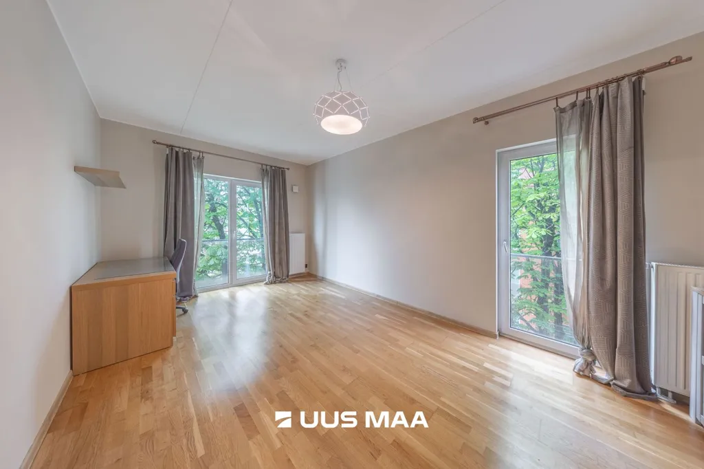 Modern Flat with Balcony in Veeriku