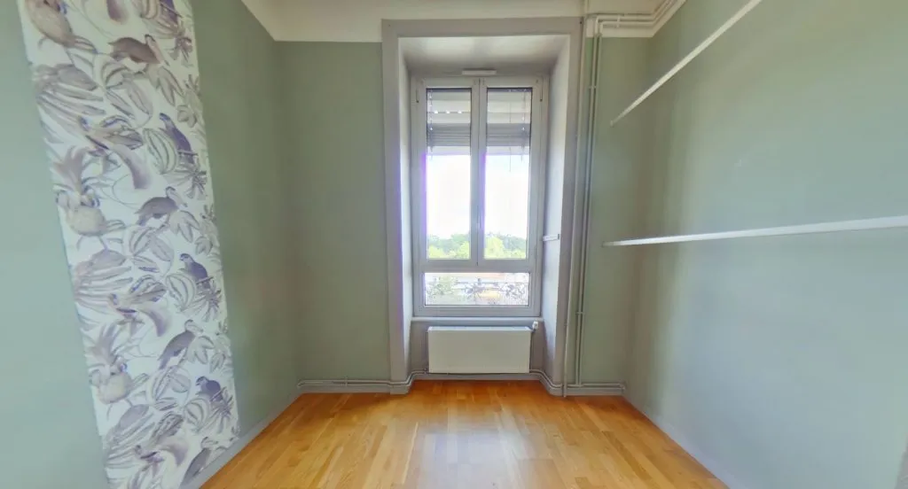 Stanze - T3 Flat with Intercom in Tassin-la-Demi-Lune