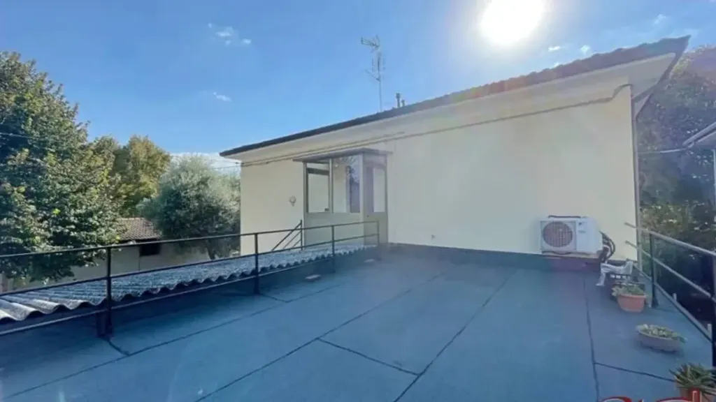 Terrasse - Rustic Villa with Terraces in Finale Emilia