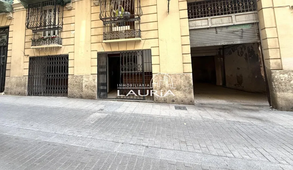 Välivaade - Commercial Premises with Patio in Valencia