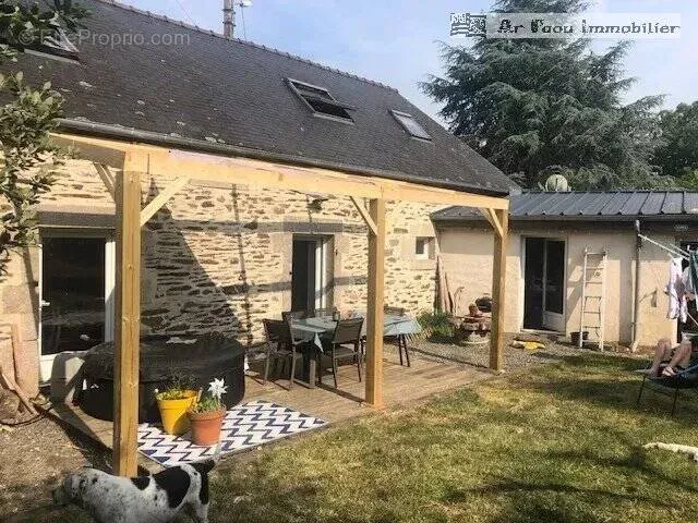 Terrass - Charming Longère with Garden in Loperec