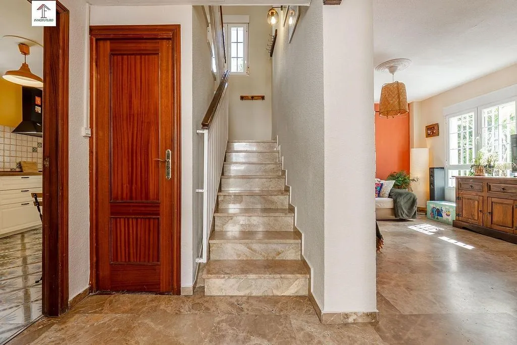 hallway_entrance