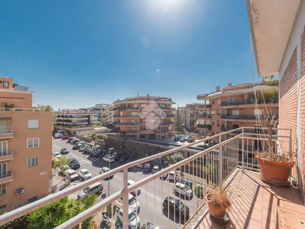 Balcone - Apartment with Panoramic Balcony in Rome
