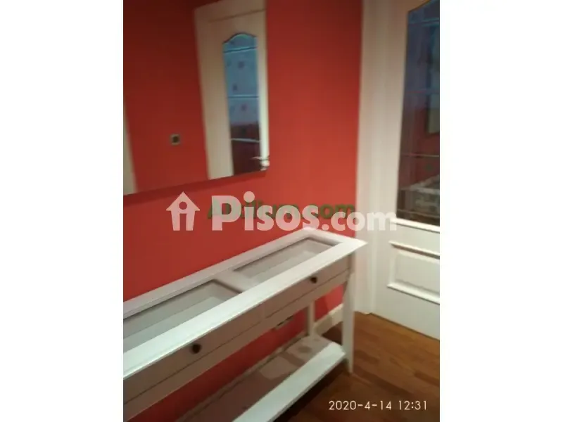 Esik - Shared Flat with Lift in Deusto