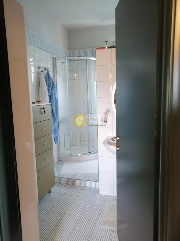 4-room house in GR