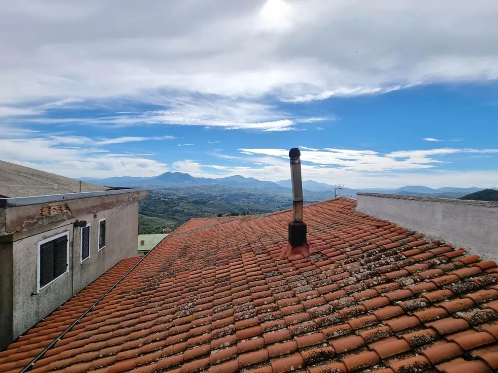 Terrass - Twin Apartments with Potential in Montefusco