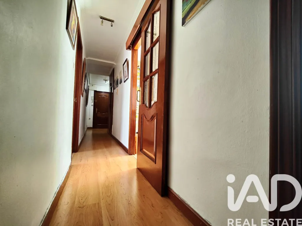 Esik - Flat with Sunny Orientation in Rondilla