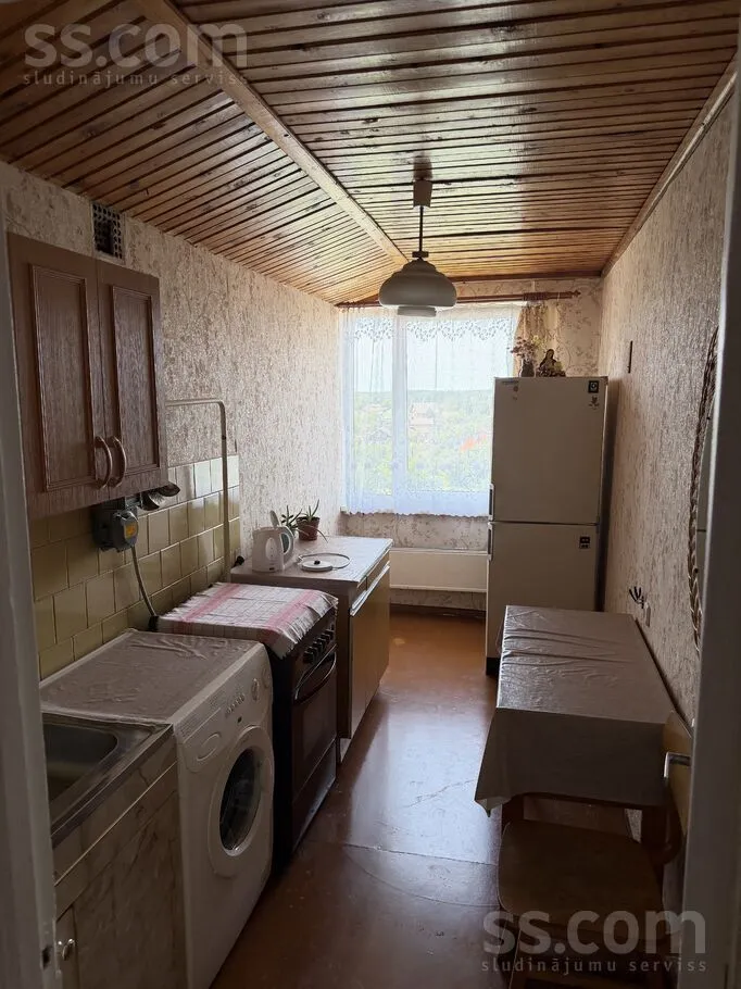 Köök - Part-Furnished Flat with Central Heating in Balvi