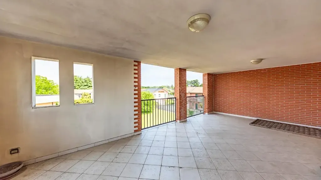 Terrass - Apartment with Large Terrace in Rescaldina