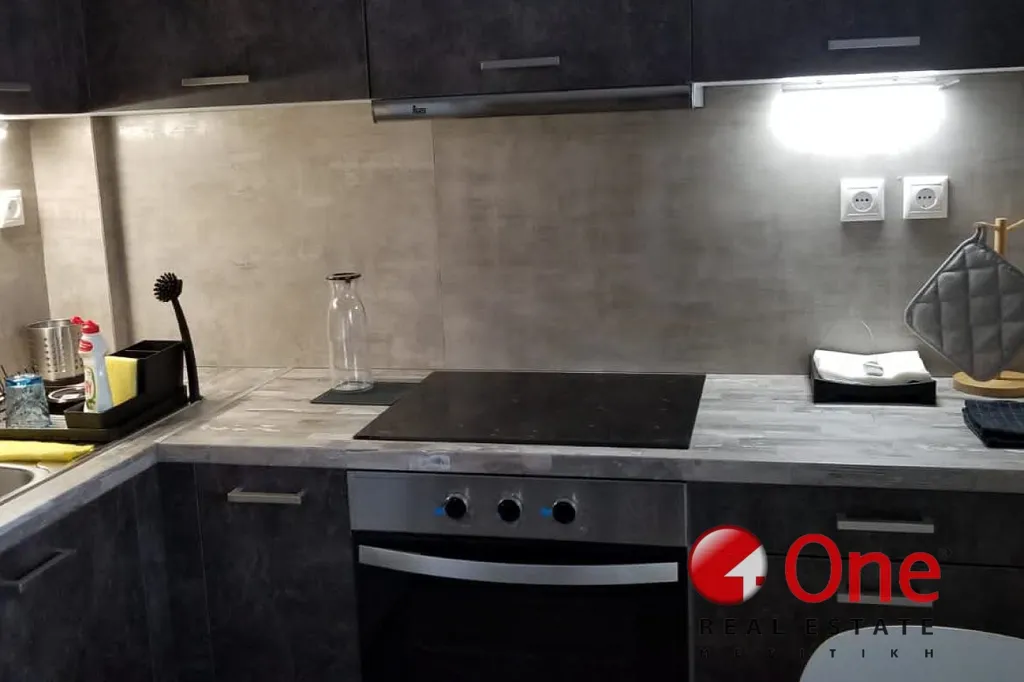 Köök - Renovated Penthouse with Balcony in Pireas Centre