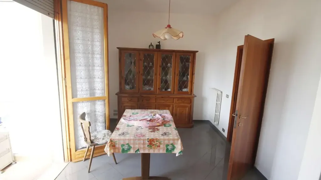 Söögituba - 4-Bed Apartment with Terraces in Empoli
