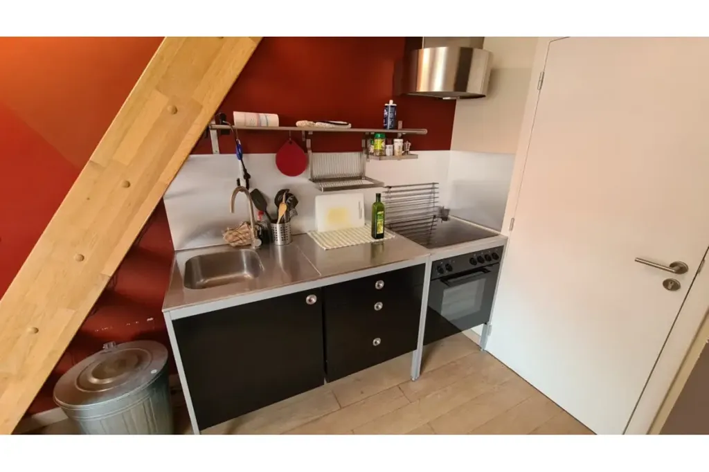 Cucina - Studio in Traditional Brussels House, Etterbeek