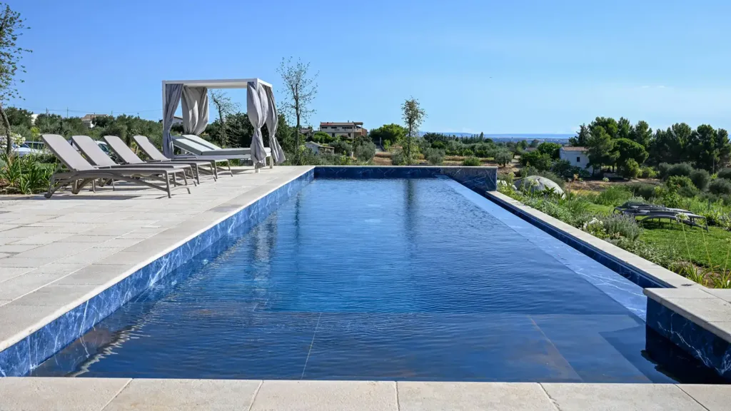 Piscine - Contemporary Villa with Sea View in Pisticci