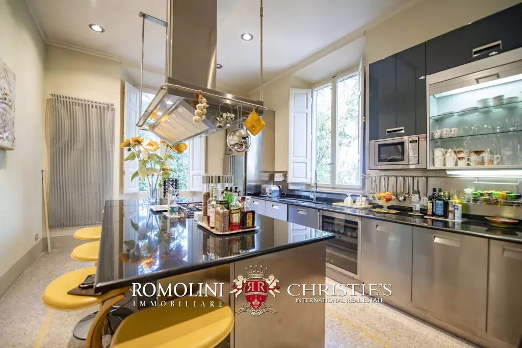 Cuisine - Restored Period Villa with Park in Lucca