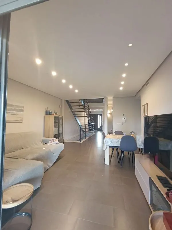 Séjour - Terraced Semi-Detached House in Benaguasil