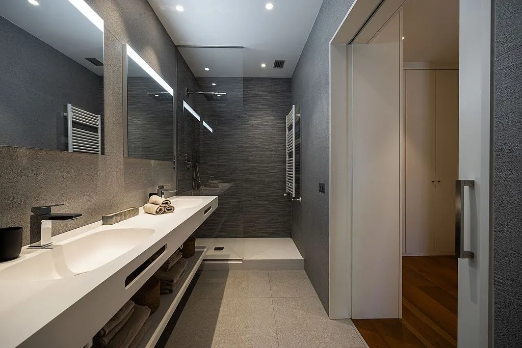 Bagni - Furnished Apartment with Terrace in La Dreta de l'Eixample