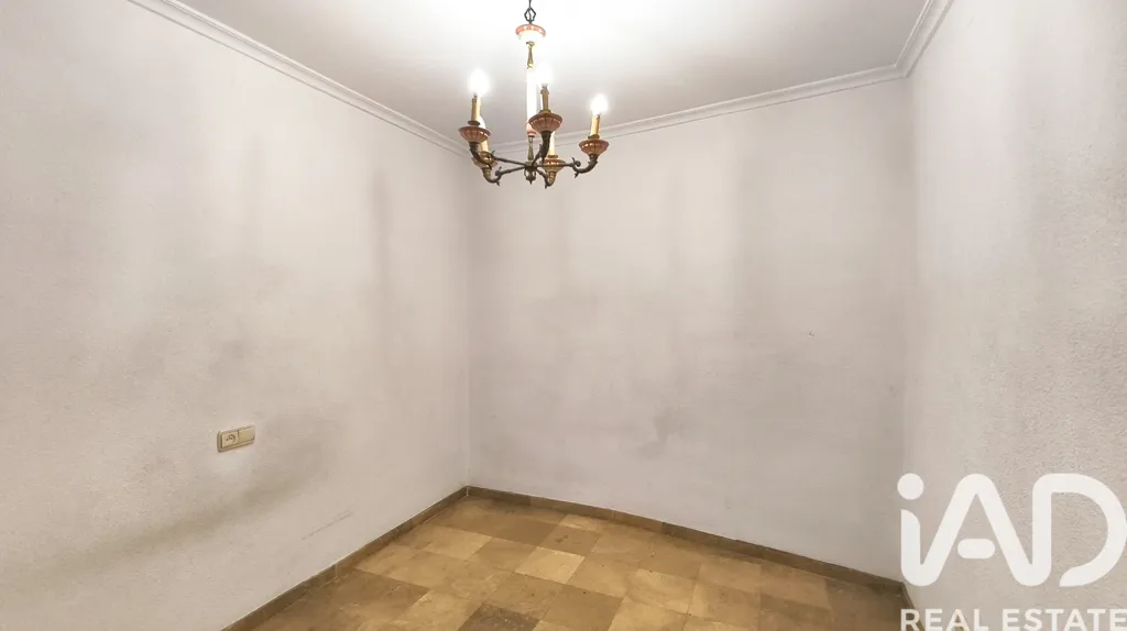 Rooms - Apartment with Central Location in Alicante