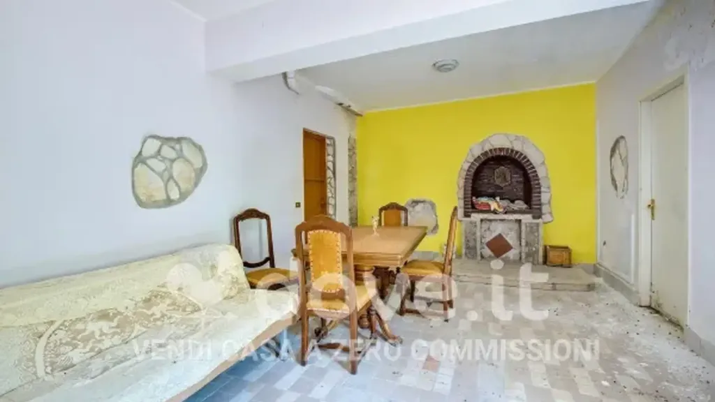 Soggiorno - Rustic Property with Garden in Amaseno