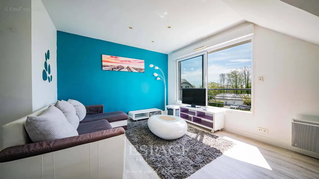 Séjour - Appartement T3 avec Garage à Concarneau