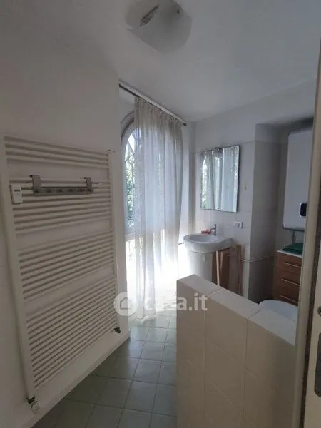 Salles de bain - Two-Bedroom Lake View Apartment in Luino