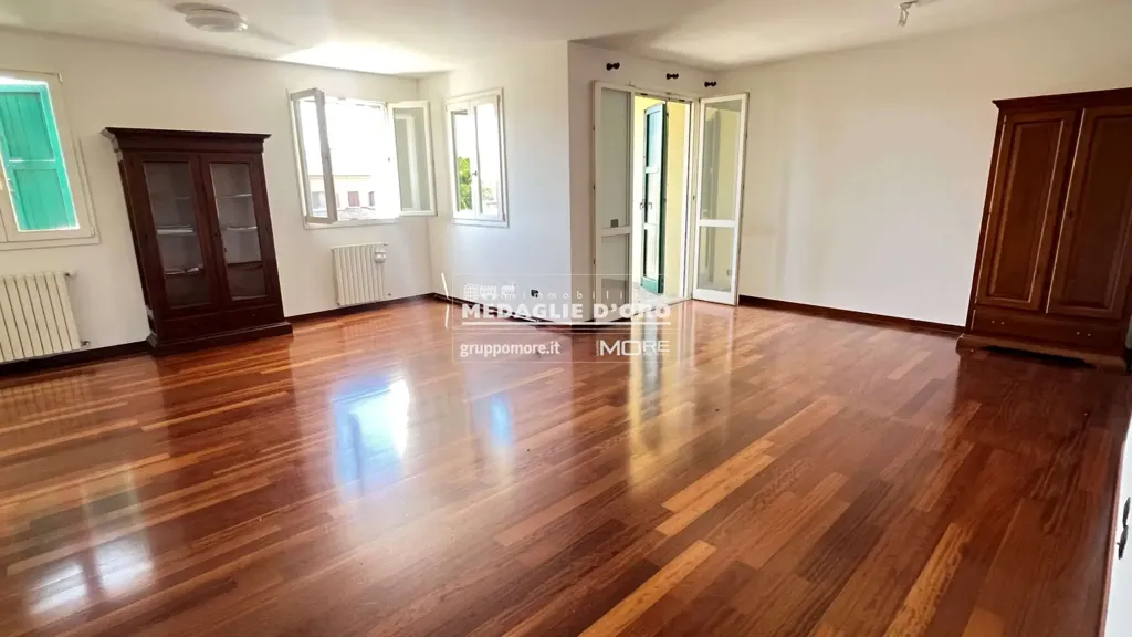 Séjour - Elegant Apartment with Terraces in Modena