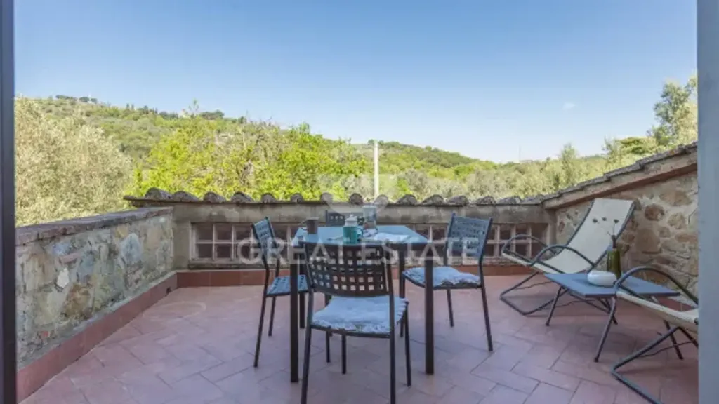 Terrasse - Rustic Apartment with Pool in Piegaro