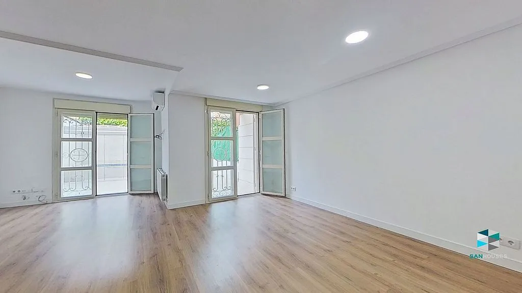 Toad - Terraced House with Pool in Miramadrid