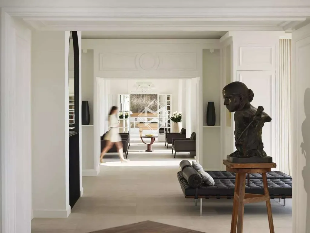 Hallway - Iconic Villa with Sea View on Cannes Riviera