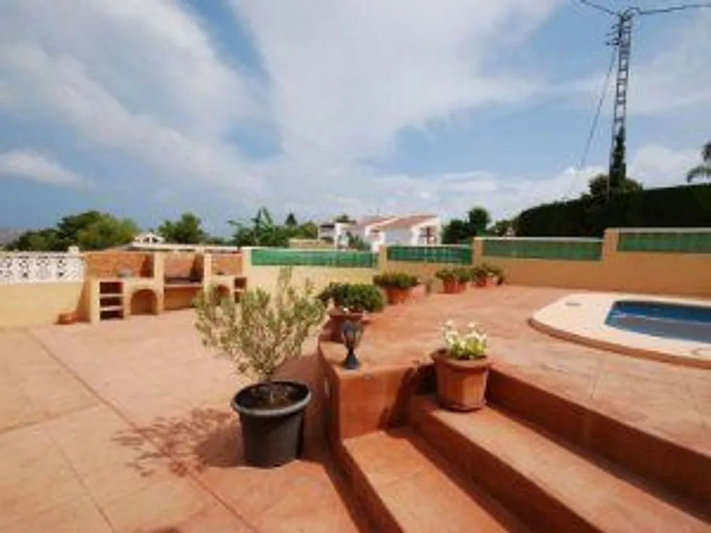 Bassein - Chalet with Sea View and Pool in Cap Martí