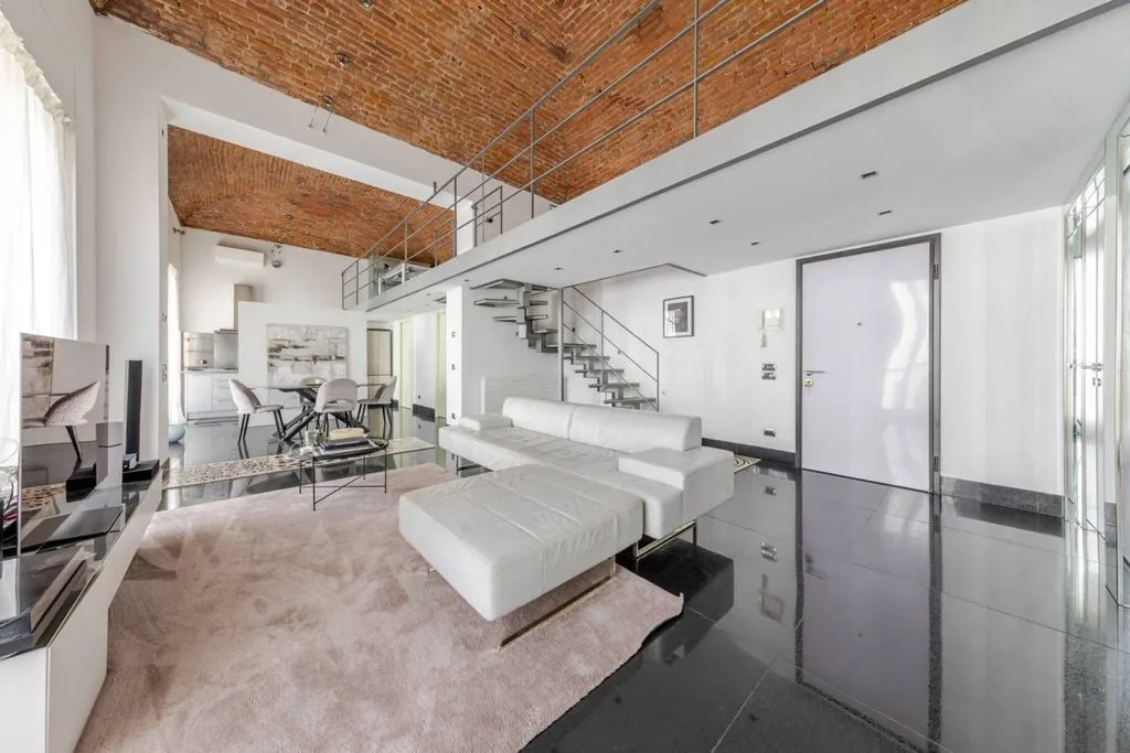 Elutuba - Luxury Flat in Historic Building, Milan