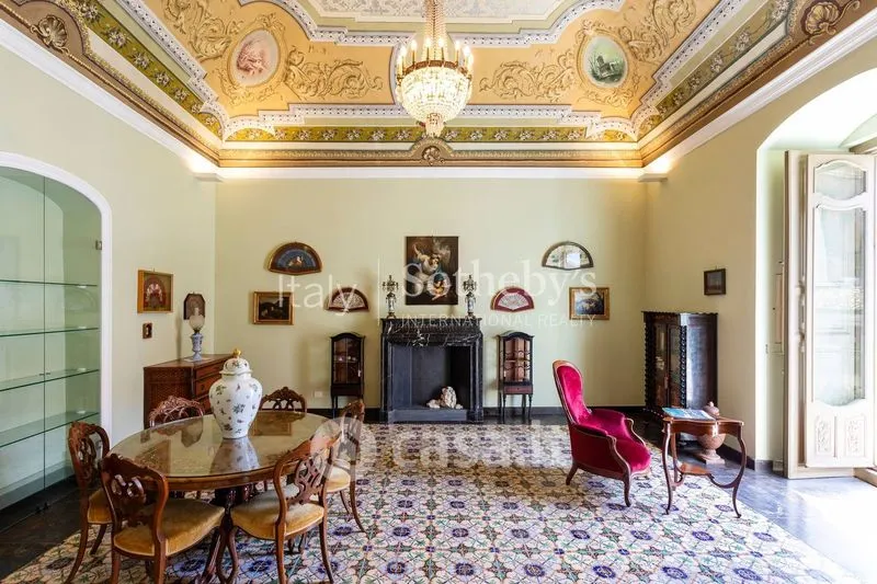Sala da pranzo - Historic Triplex with Terraces in Modica