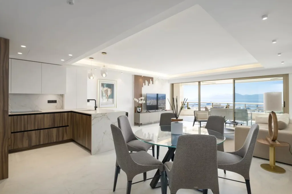 Sala da pranzo - Renovated Apartment with Sea View in Cannes