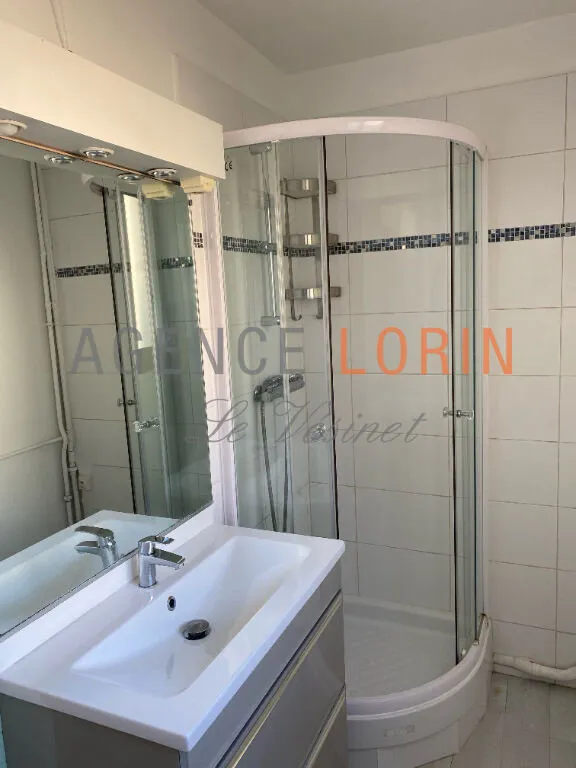 Vannitoad - 3/4-Bedroom Flat in Vesinet Princesse