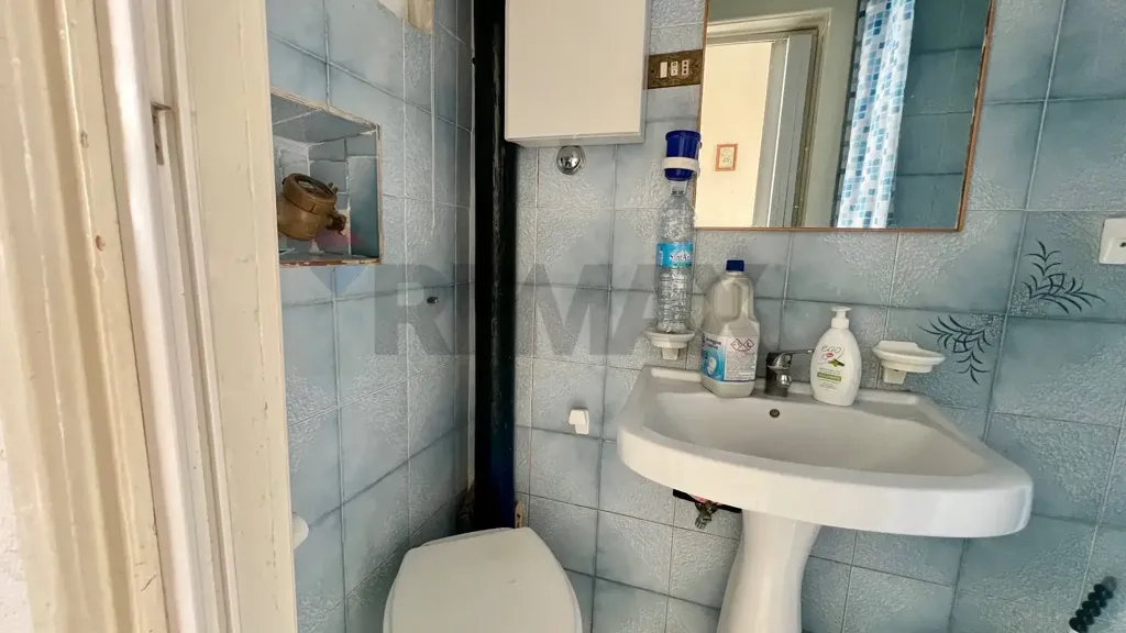 Salles de bain - Apartment with Terrace in Piscinola, Naples